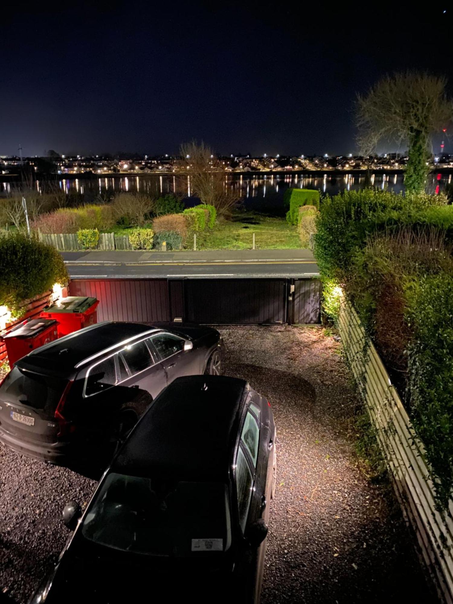 Lake View Galway City Eksteriør bilde